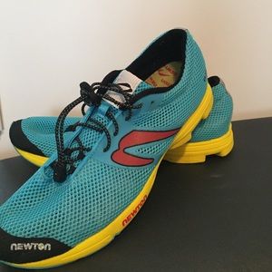 Men’s Newton Distance Elite (Like New Condition)